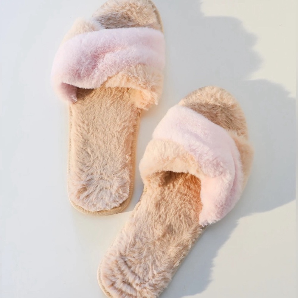 L*Space Cloud Slippers
